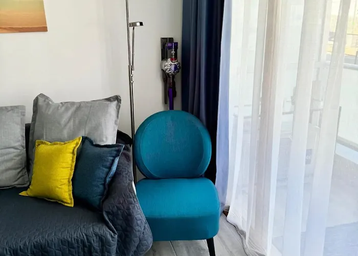 Yumbo-europa Apartment *