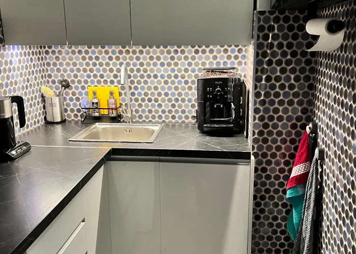 Yumbo-europa Apartment *