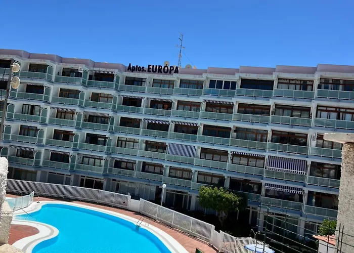 Yumbo-europa Apartment *